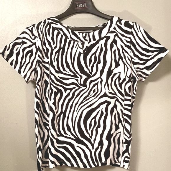 Rafaella Top size large - Picture 2 of 7